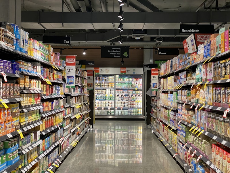 Retail & E-commerce